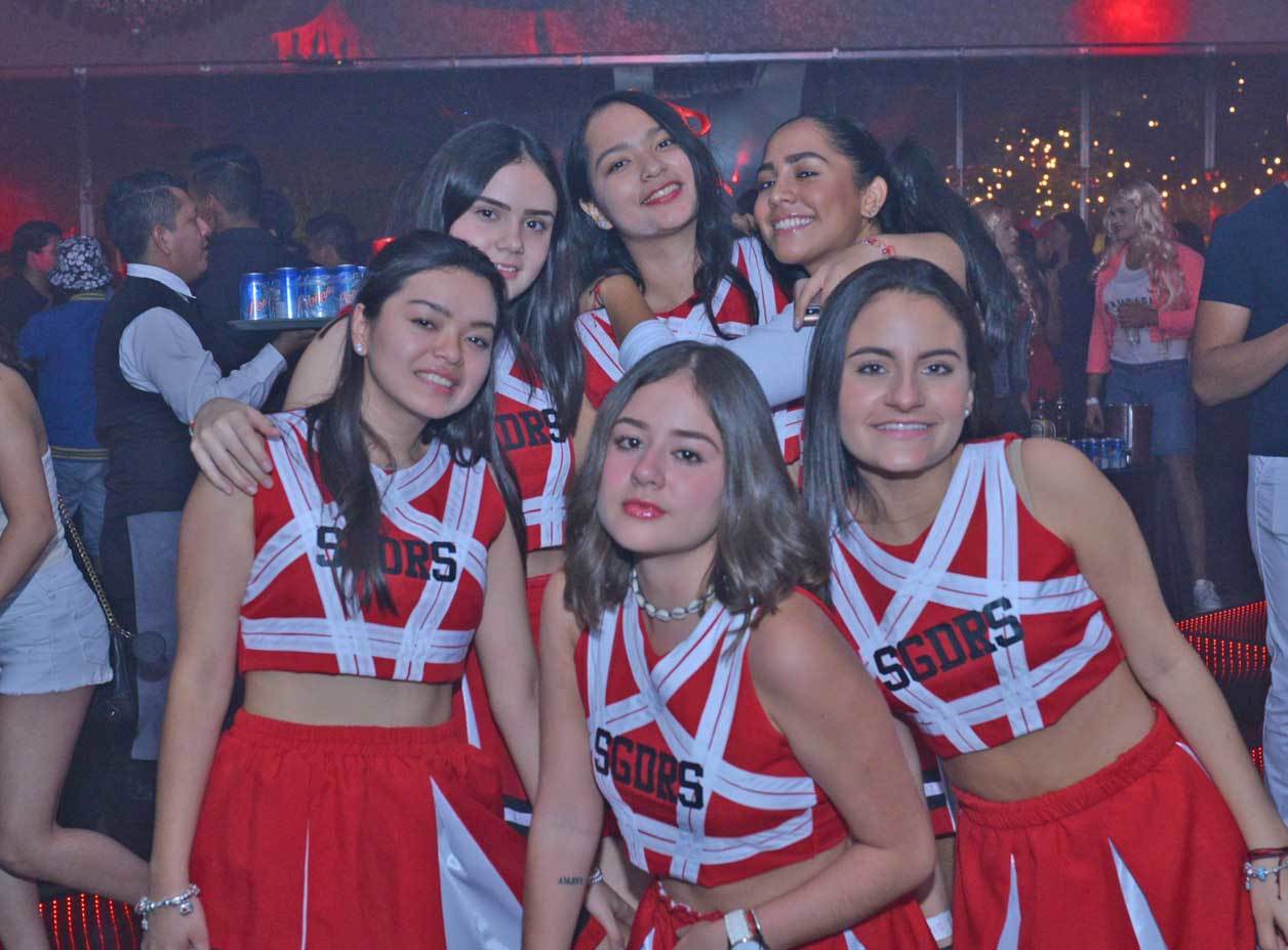 Unas guapas porristas