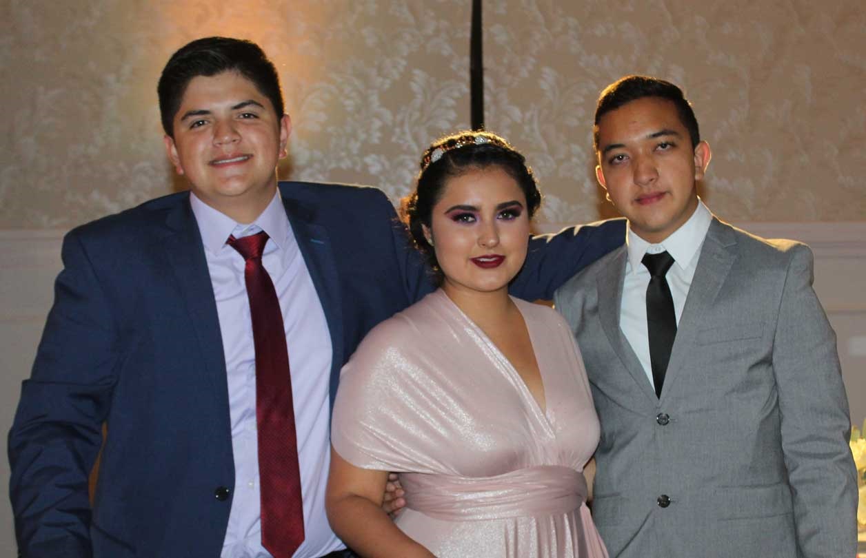Alan, María José y Sergio
