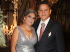 Rosa María y Salvador, papás de la novia