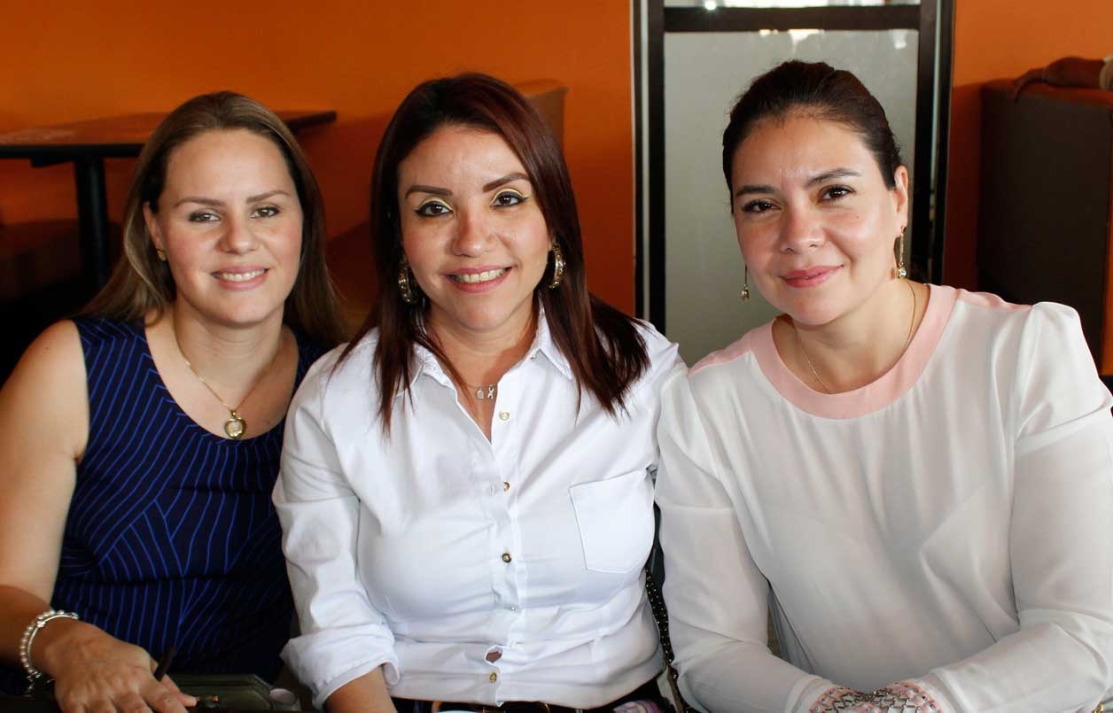 Kristel, Mayela y Jaqueline