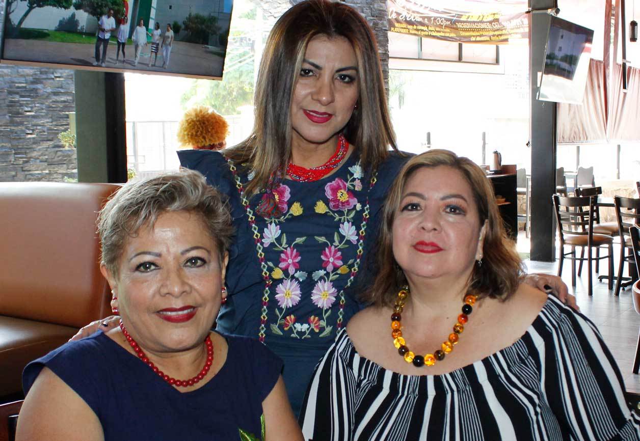 Bety, Mary y Julieta