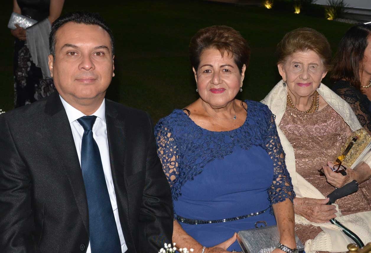 Francisco, Lupita y Yolanda