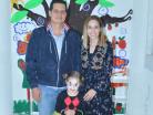 Constanza con sus papás