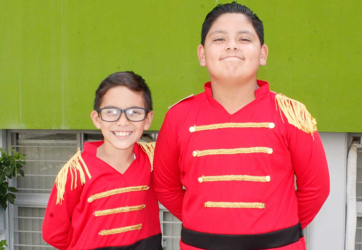 Santiago y Arturo