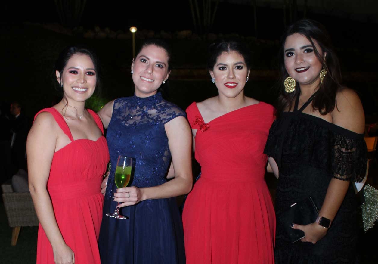 Isela, Mariana, Mo´nica y Mariela