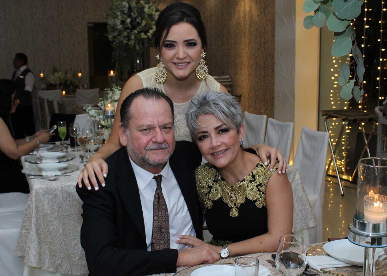 Dafne, Jorge y Claudia