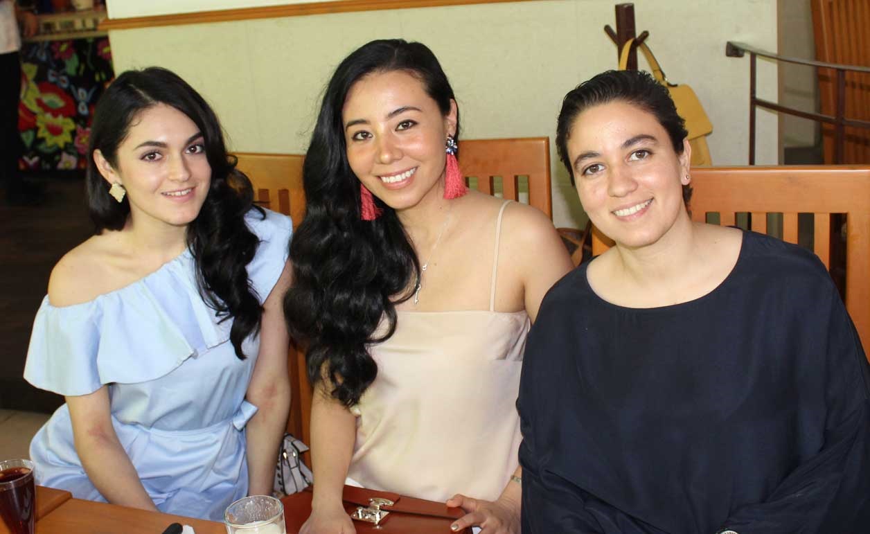 Silvia, Alejandra y Silvia