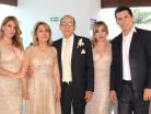 Rosi y Ciro con sus hijos
