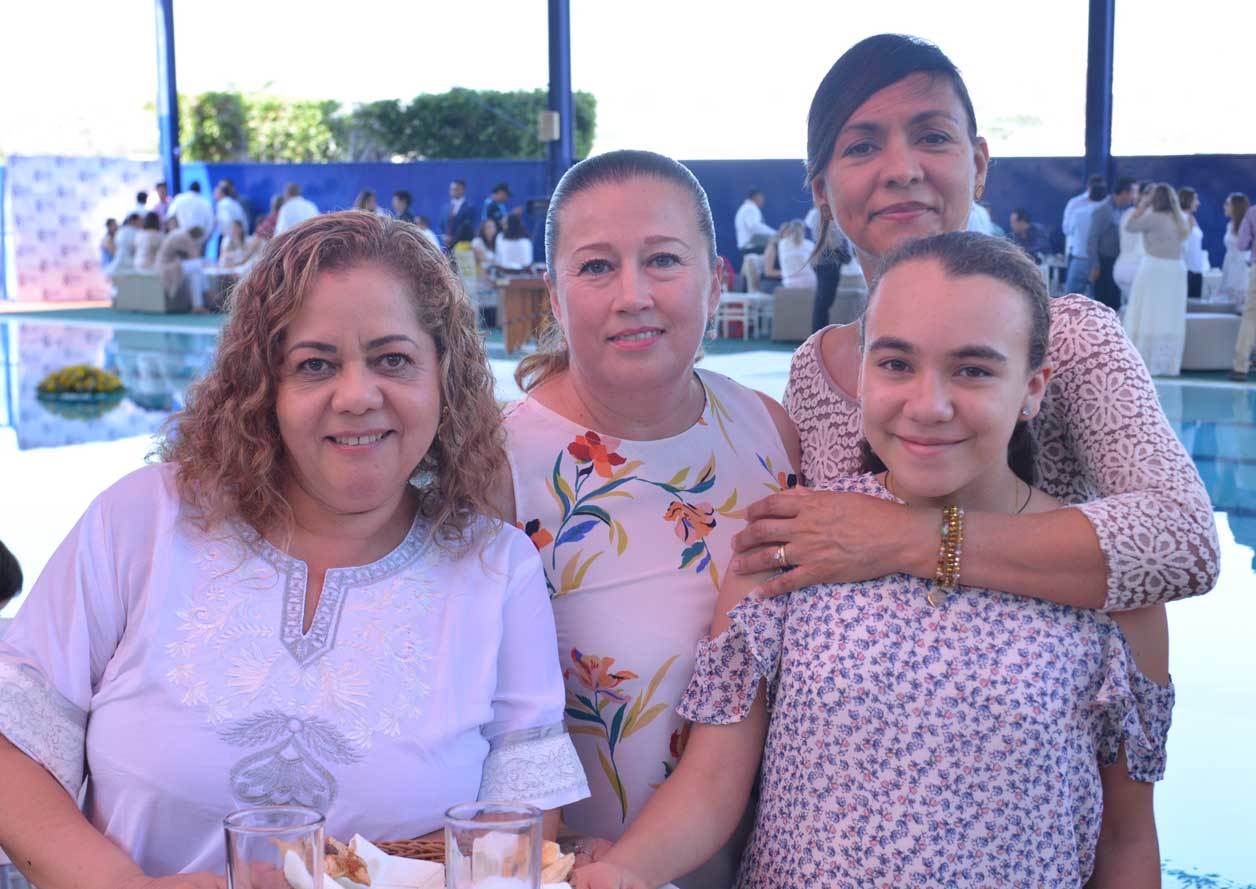 Olga, Julieta, Regina y Andrea