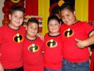 Con sus primos