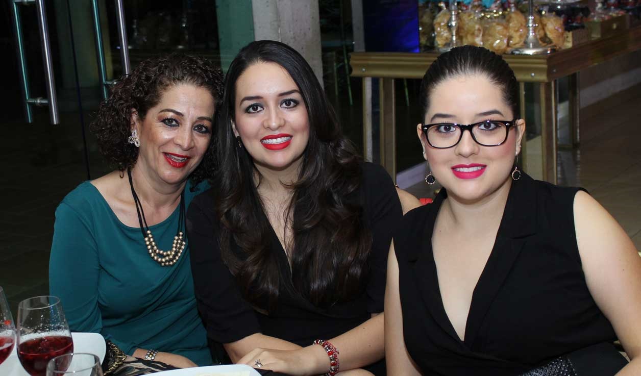 Adolfina, Daniela y Alejandra