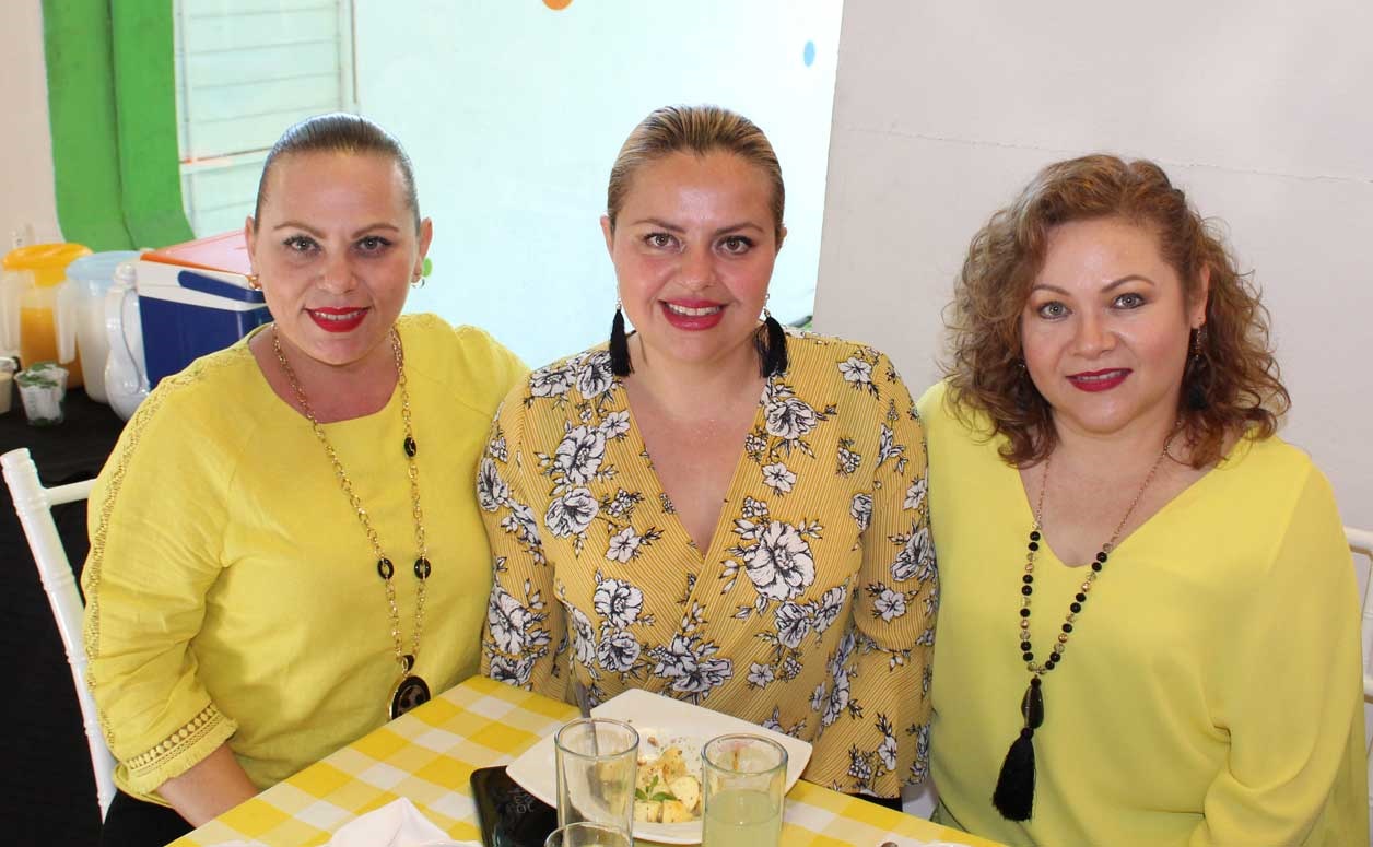 Ceci, María Elena y Xóchitl