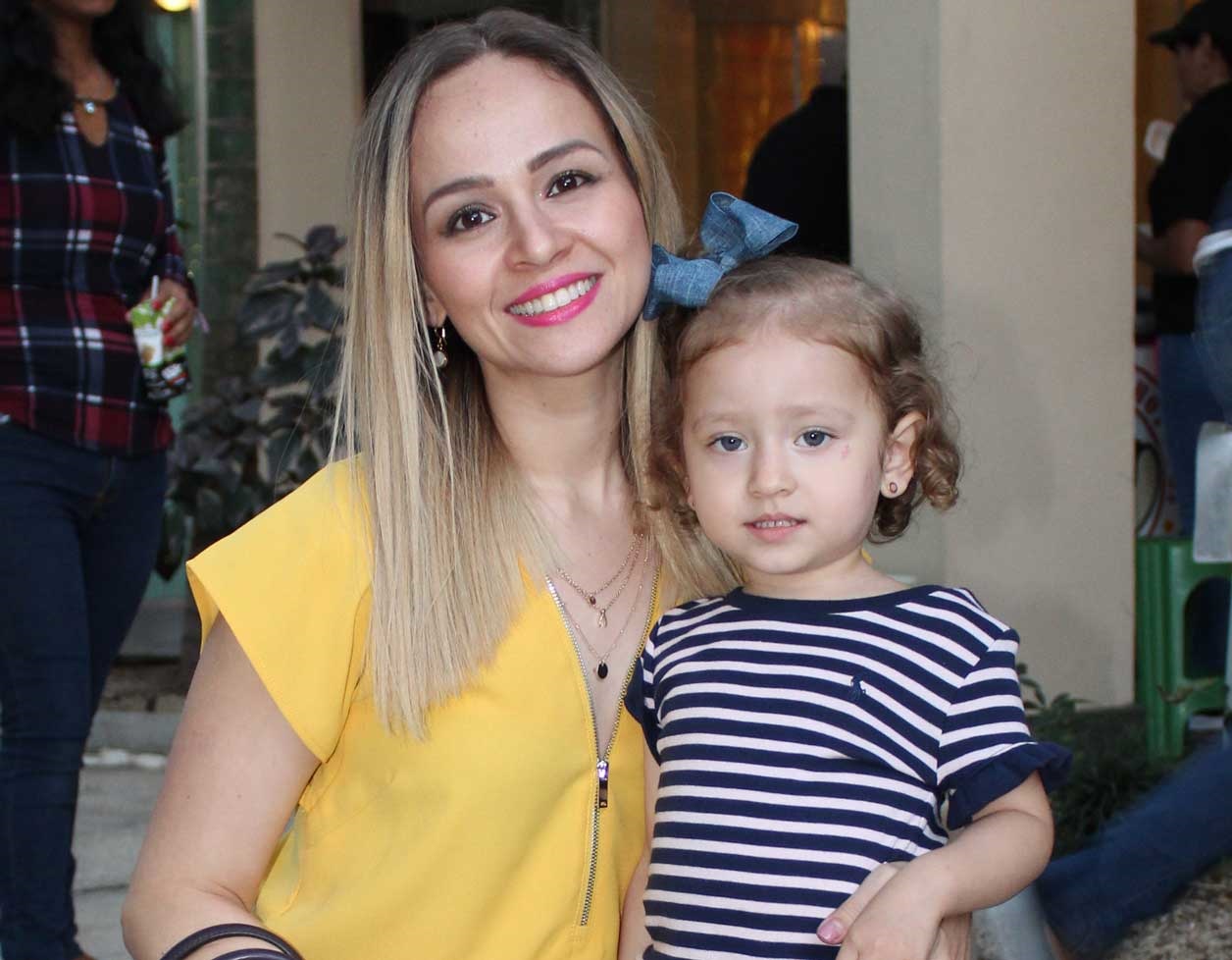 Ariana y Leonor