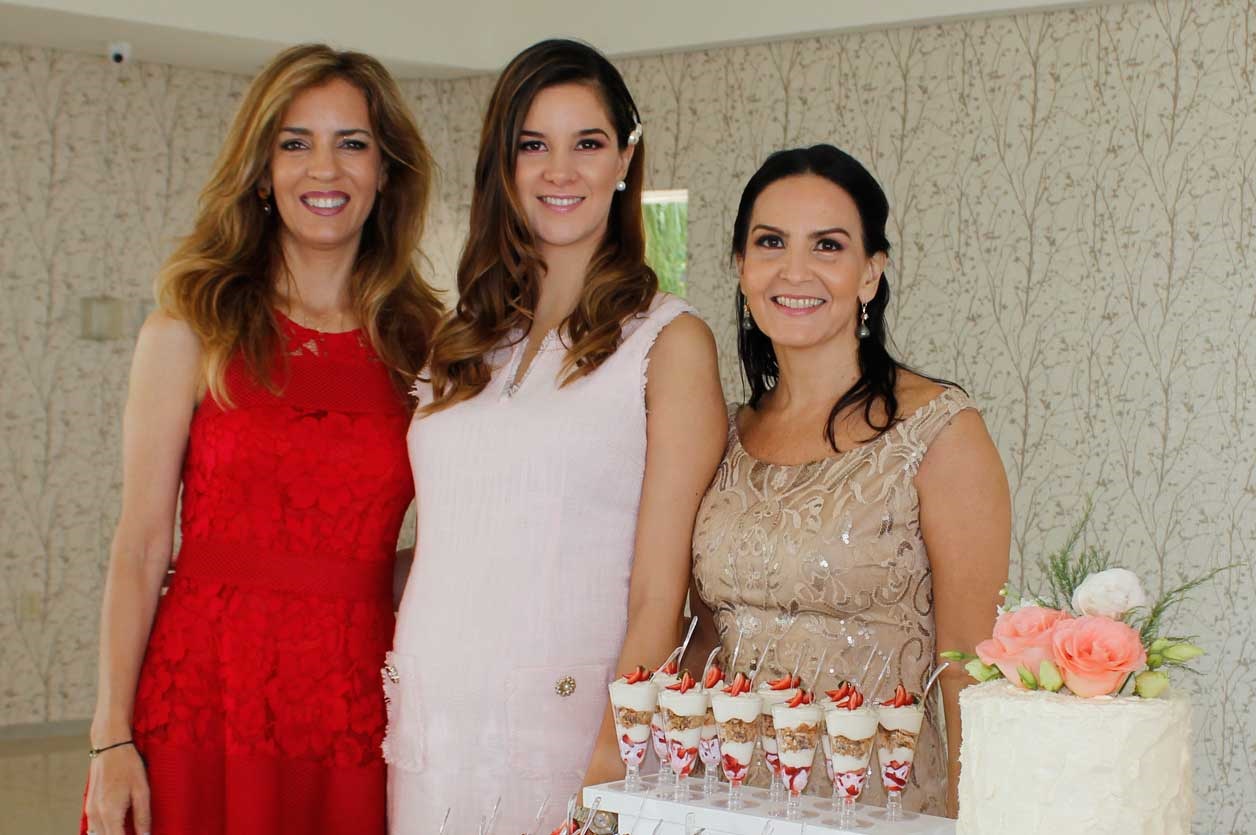 Lety, Mari´a y Gabriela