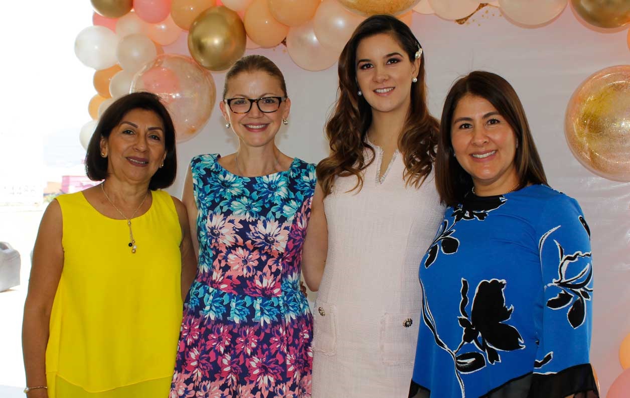 Argelia, Blanca, Mari´a y Ariadna