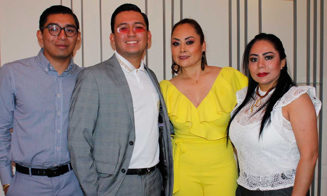 El festejado junto a sus familiares