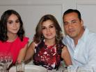 Daniela, Roxana y Martín