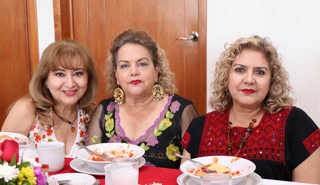 Carmelita, Teté y Chary