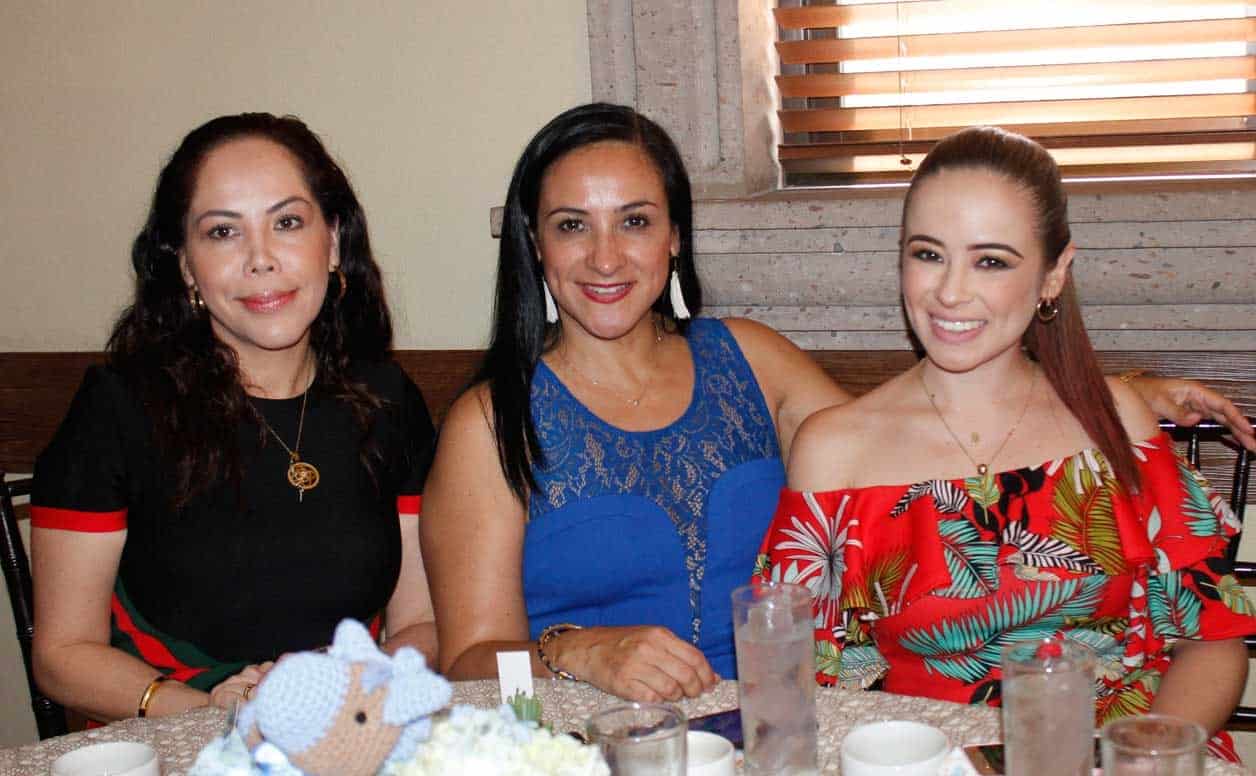 Magali, Erika y Daniela