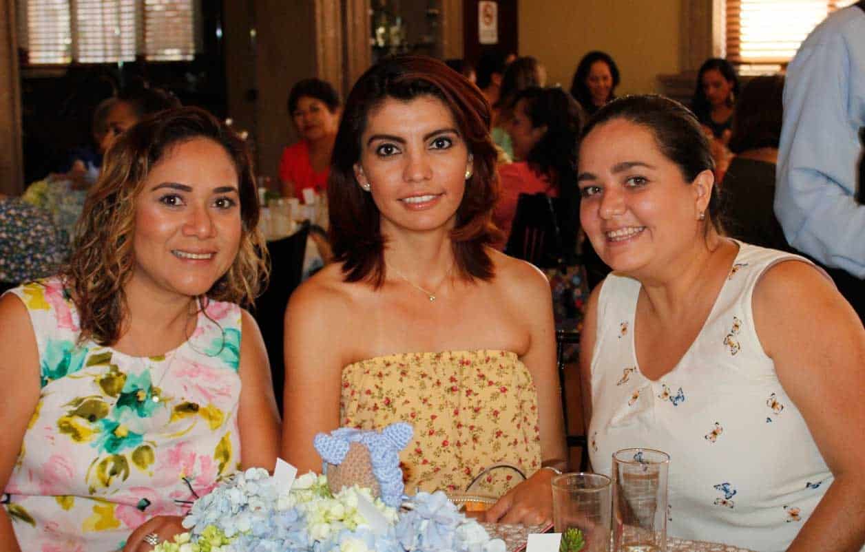 Cristi, Elena y Adriana