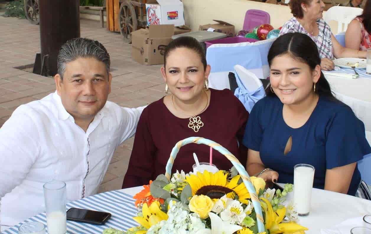 Jorge, Tere y Tere
