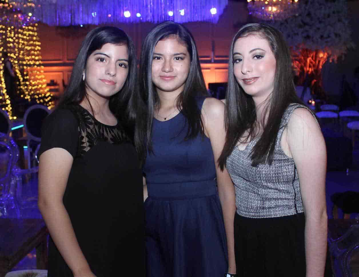 Karina, Dani y Camila