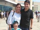 Andrea con sus papa´s