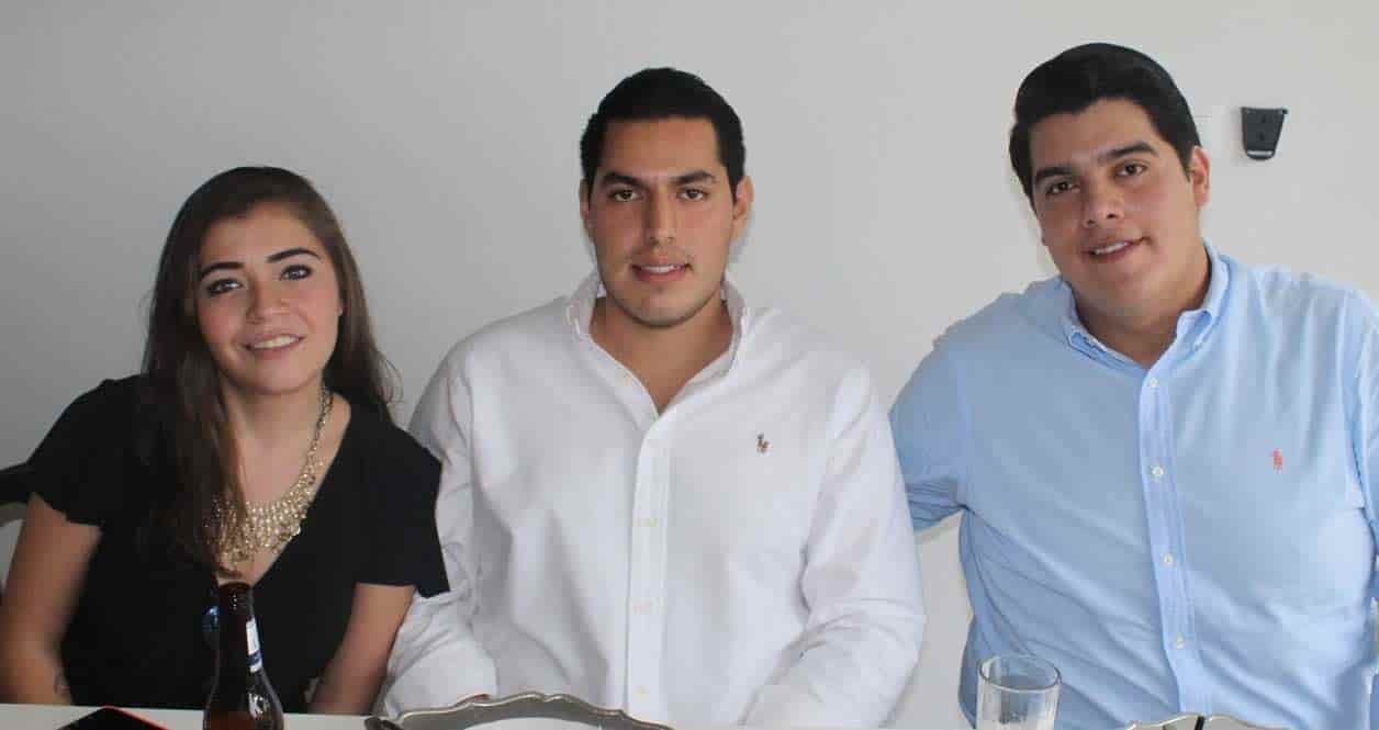 Majo, Carlos y Adrián