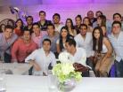 Édgar con sus amigos