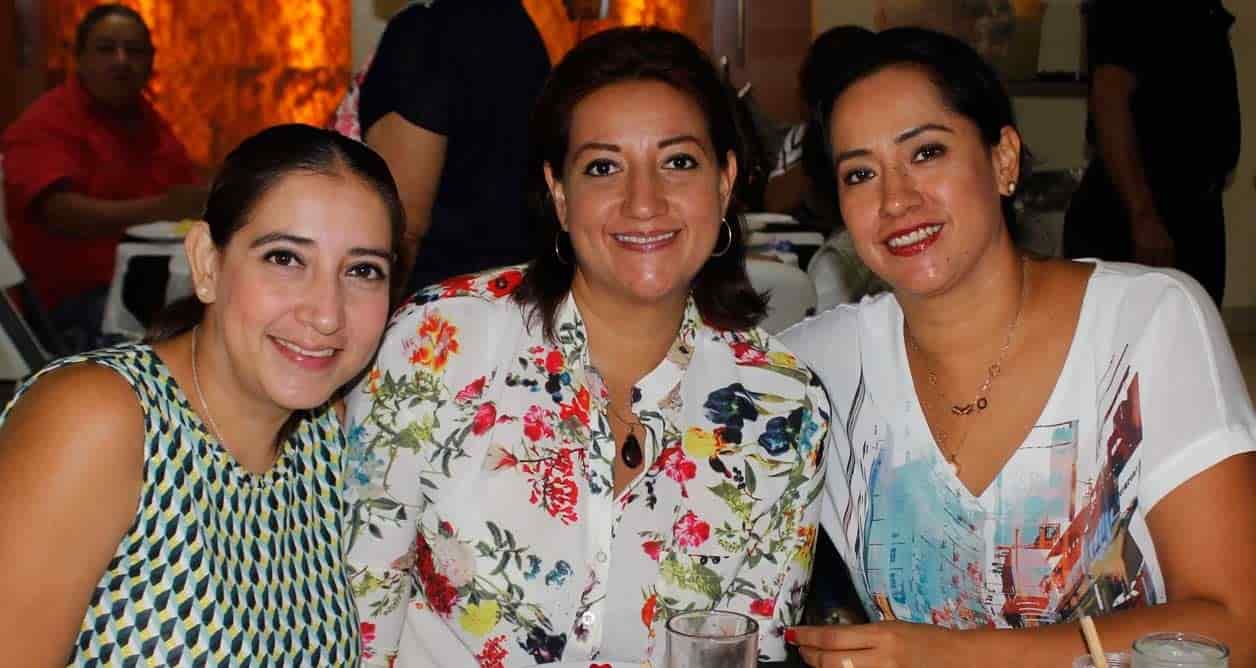 Andrea, Fanny y Cinthia