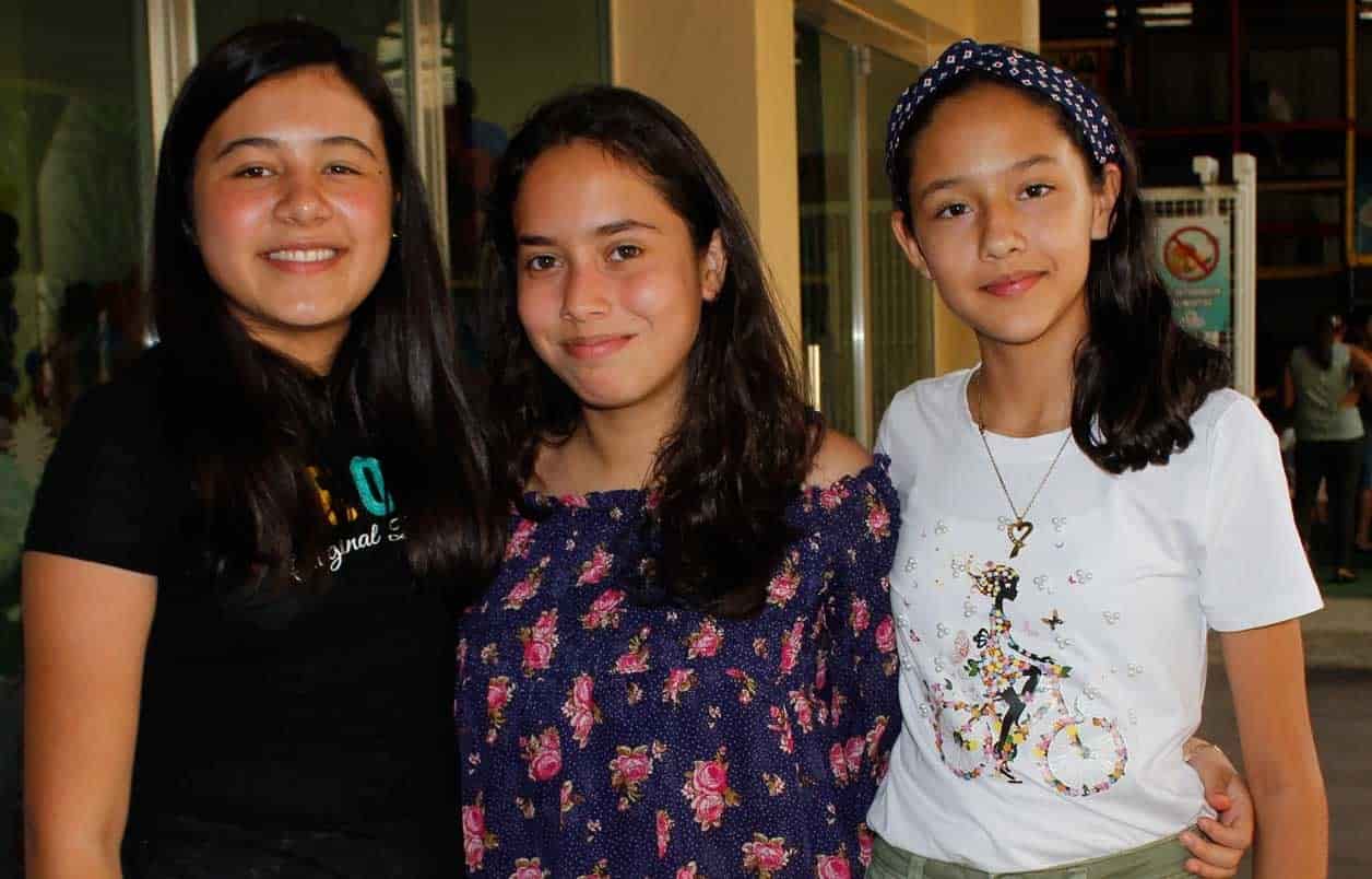 Aranza, Mari´a Emilia y Sofi´a