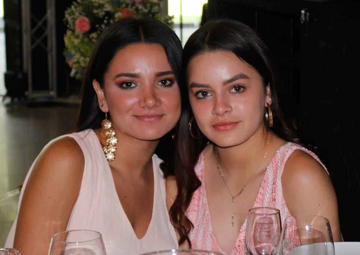 Adriana y Erika