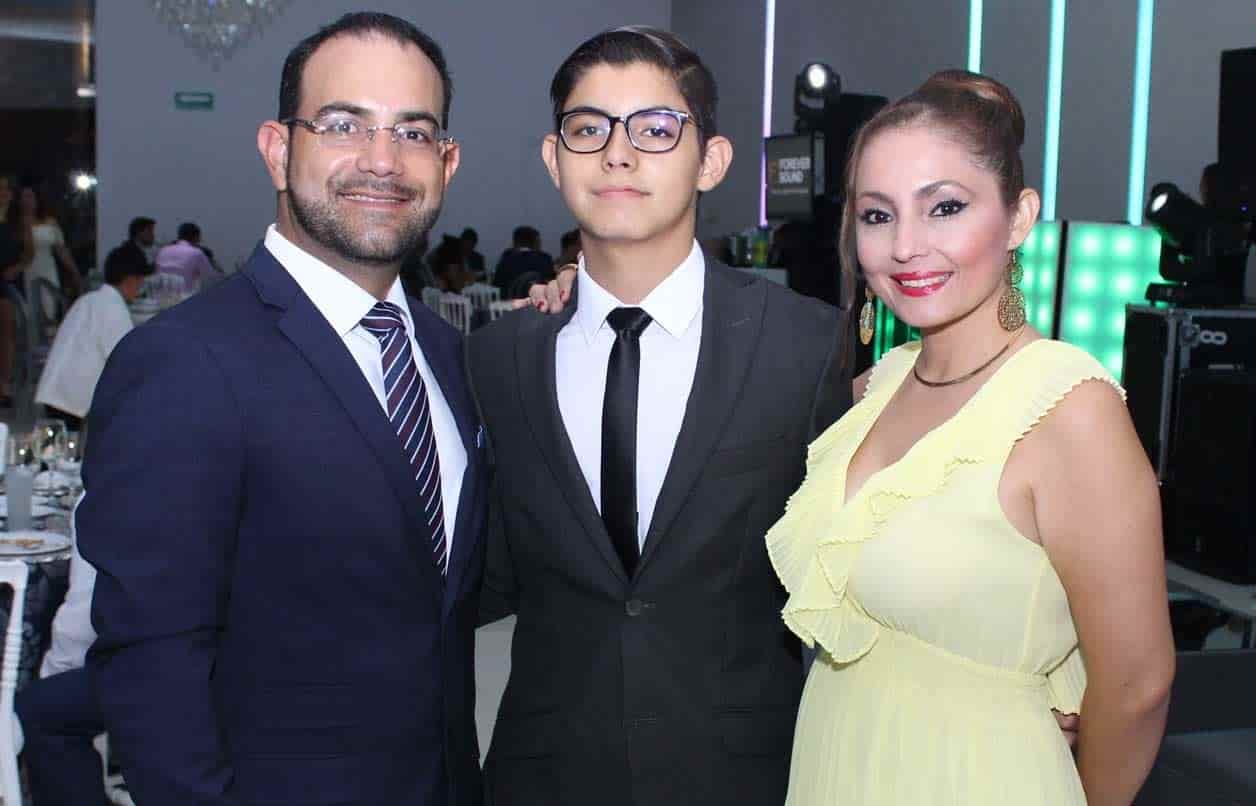 Carlos, Rafael y Paty