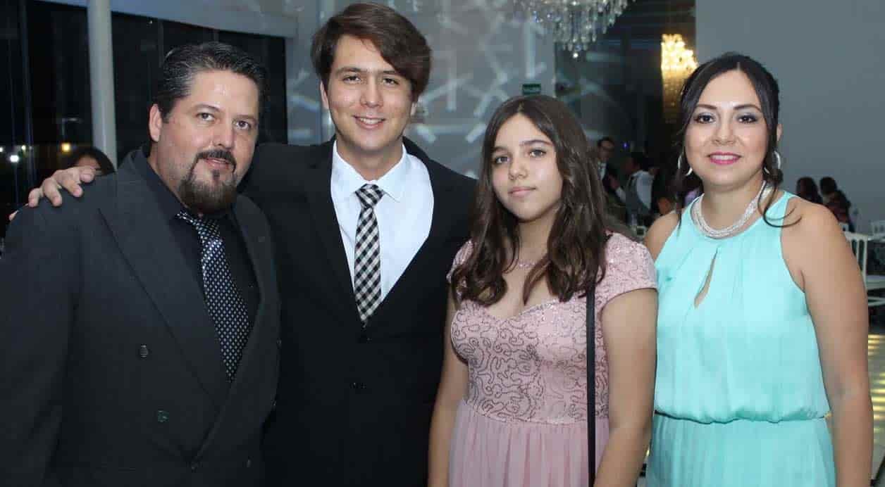 Edwin, Edwin, Grecia y Georgina