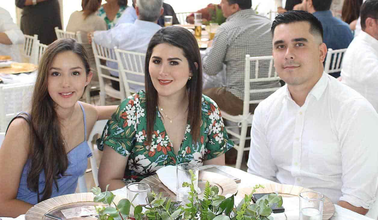 Fabiola, Úrsula y Sandro