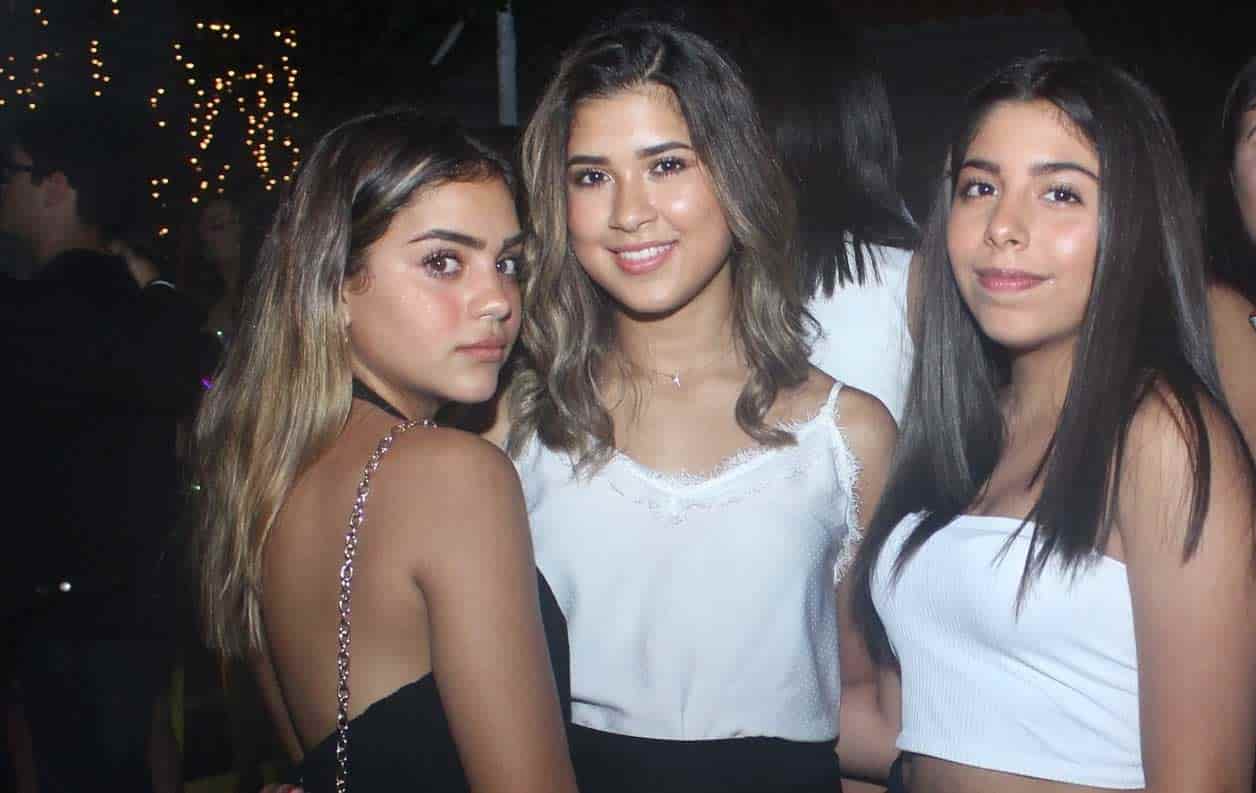 Renata, Isabela y Ana Paula