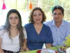 Mirna, Martha y Roberto