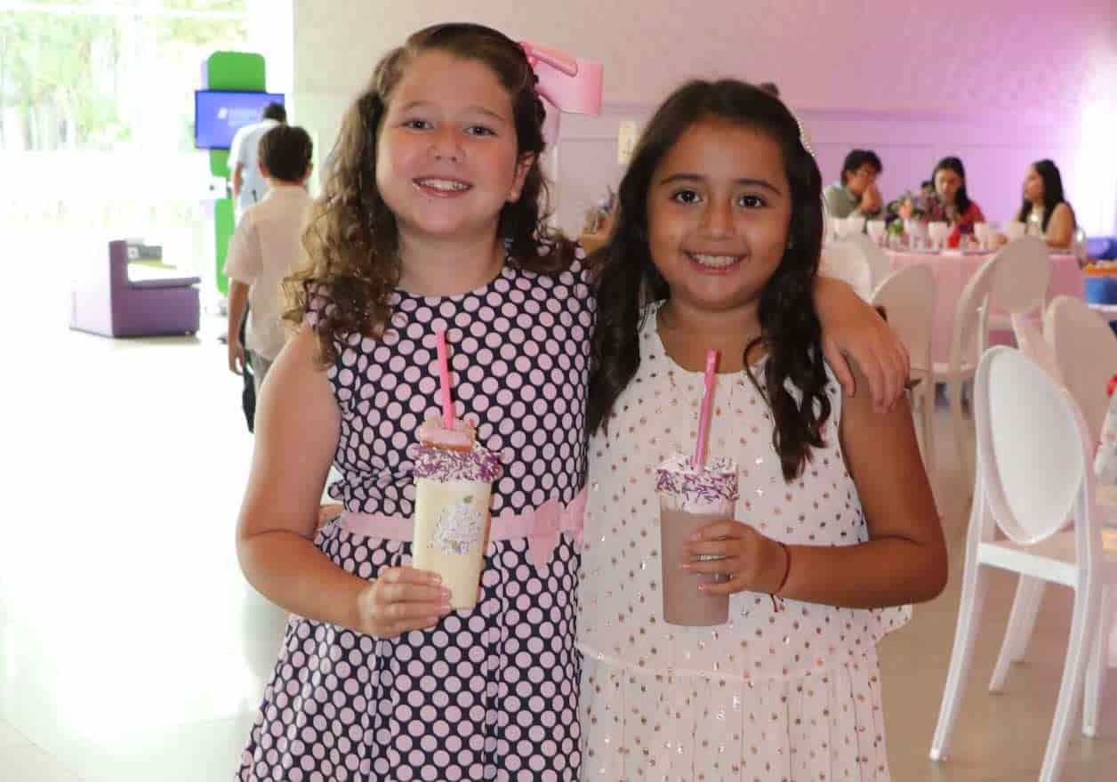 Mari´a Julia y Elenita