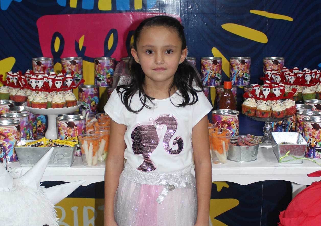 Paulina disfrutó su cumplean~os