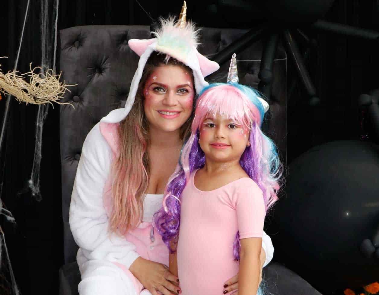 Dilery con su pequen~a unicornio