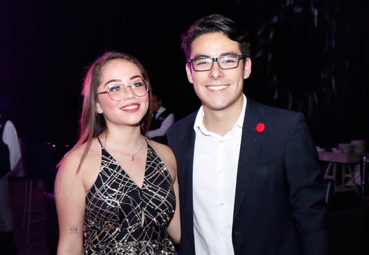 Grecia y Adrián