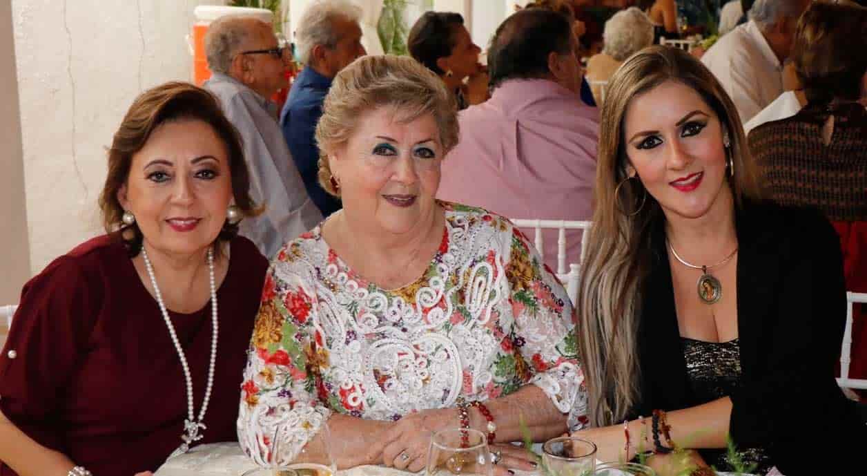 Lorena, Elena y Vanessa