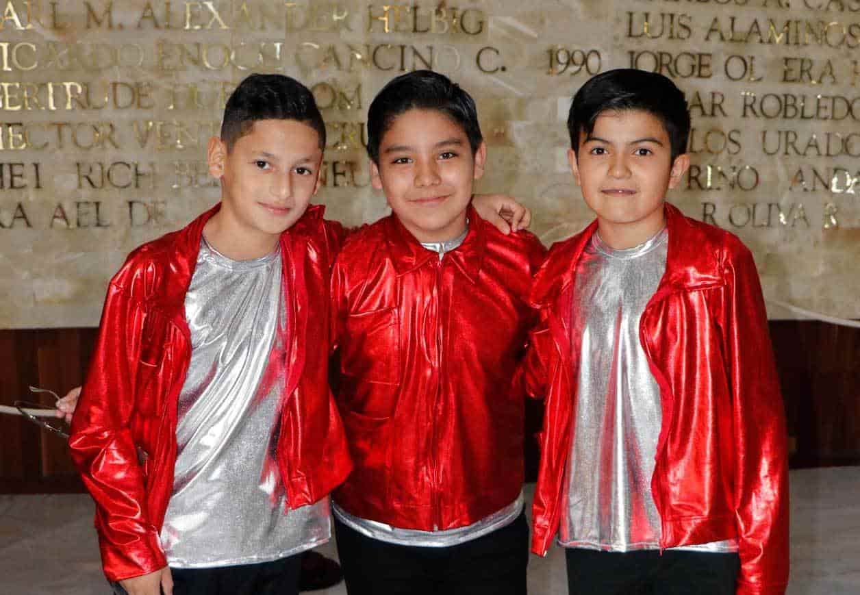 Salvador, Jose´ y Javier