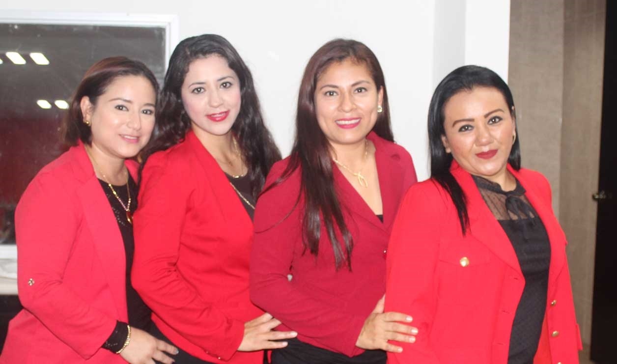 Esmeralda, Lucía, Karla y Mercedes