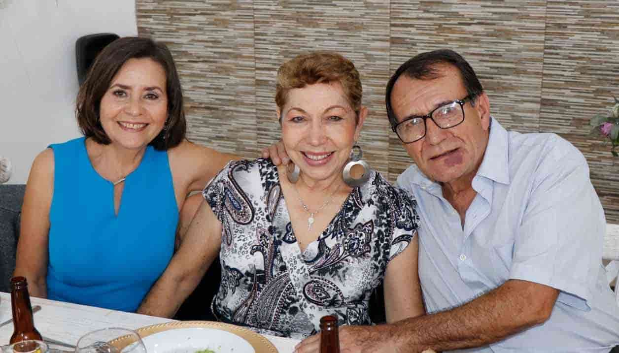 Cali, Angelita y Luis