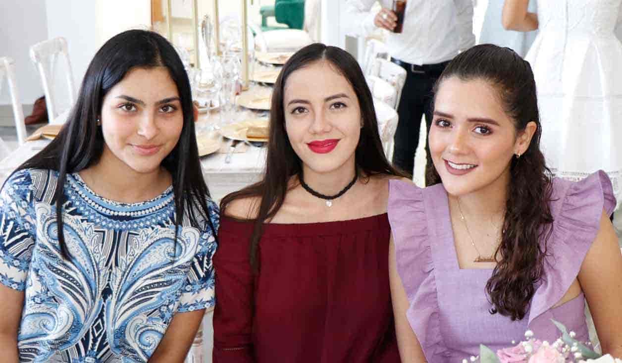 Andrea, Ana Sofi´a y Lourdes