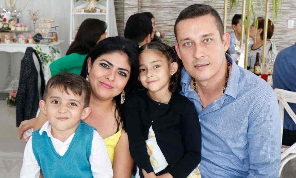 Jose´ Julian, Bere, Ximena y Jose´ Julián