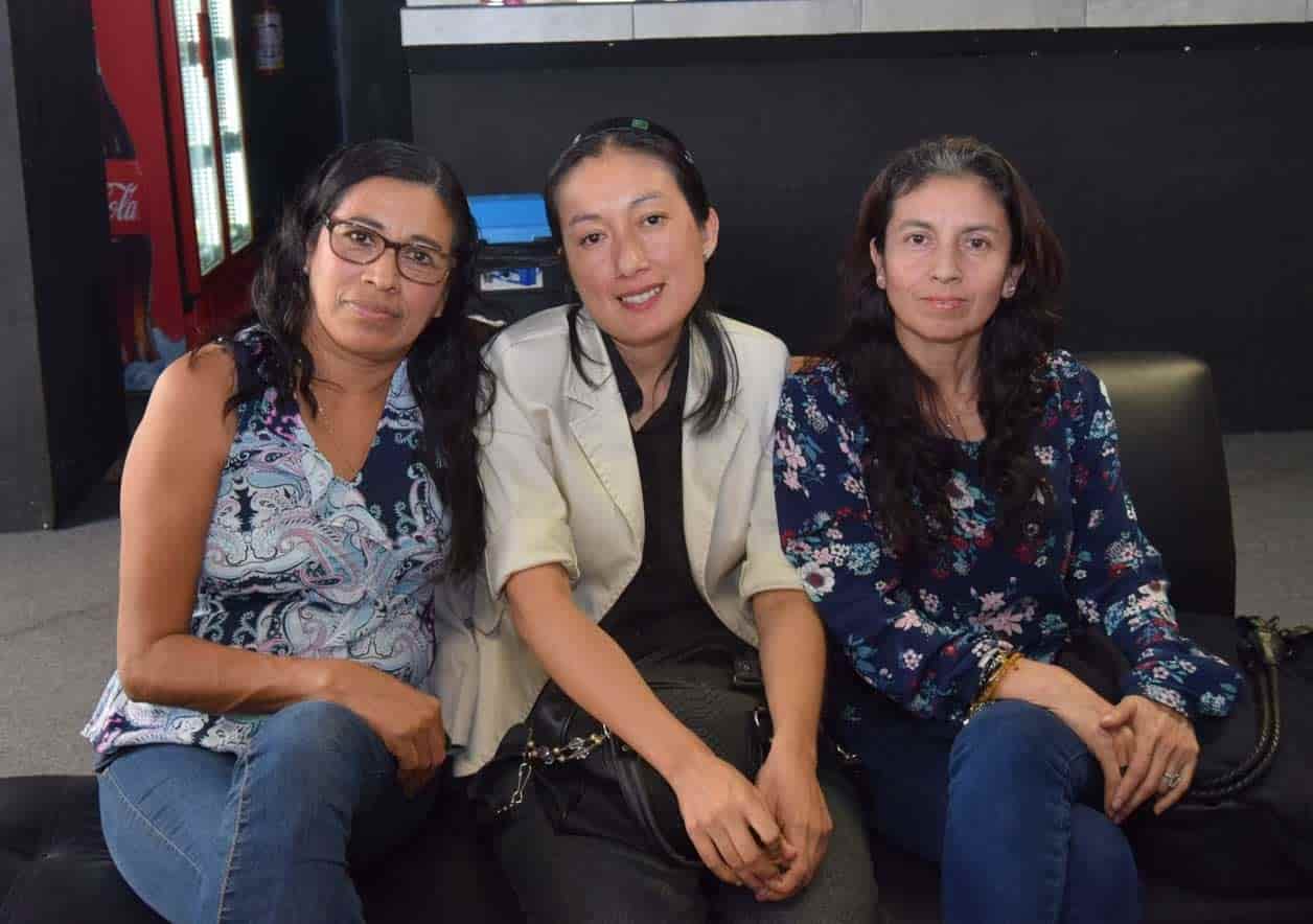 Angelita, Lorena y Clarita