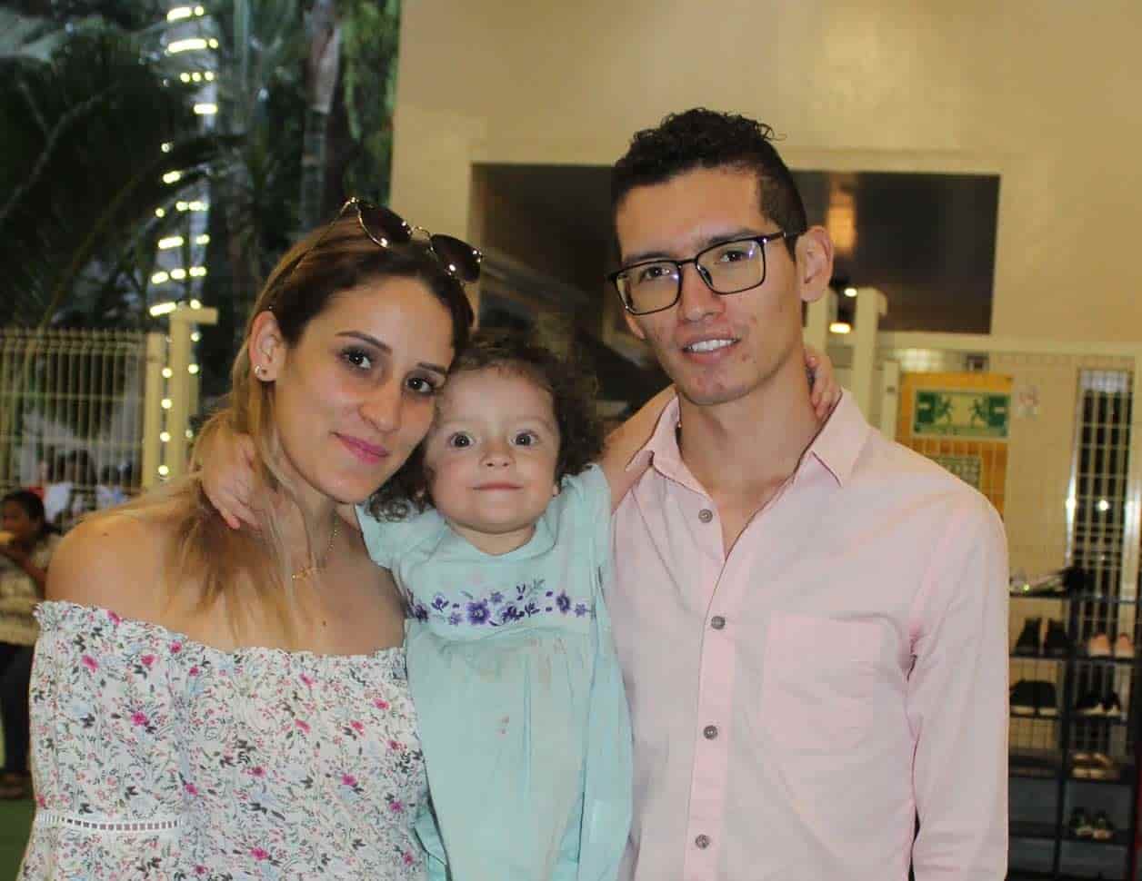 Mari´a Fernanda, Ahinara y Bryan