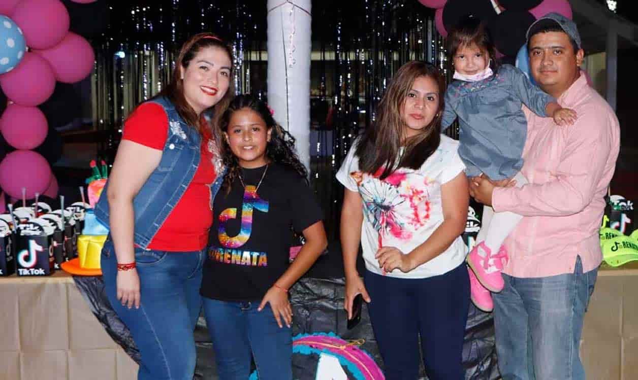 Le desearon lo mejor